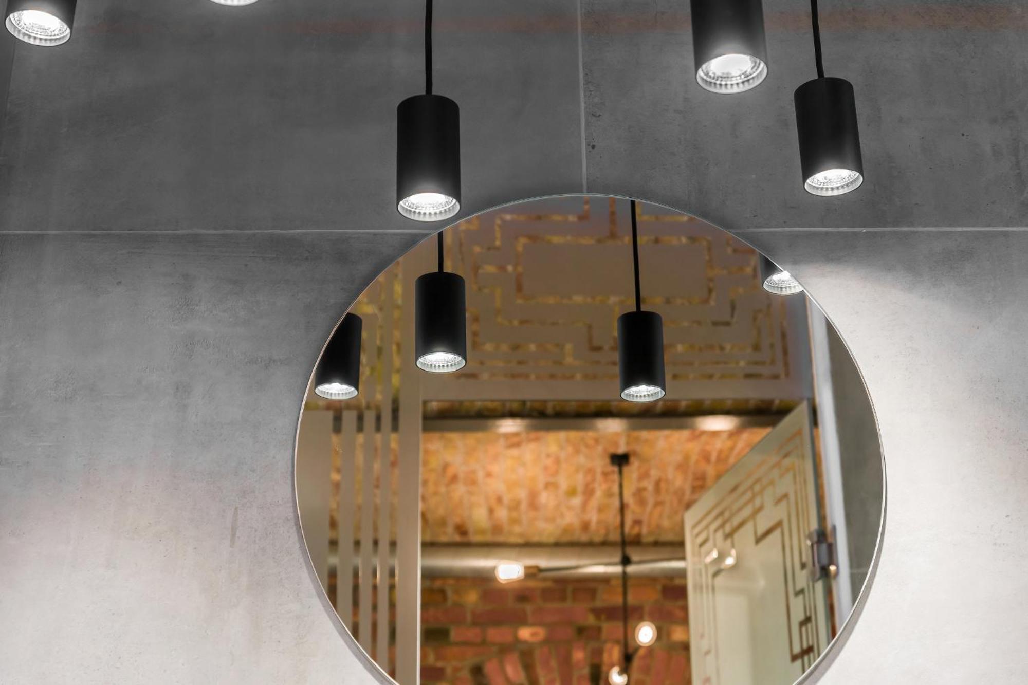 Level -1 Loft Apartments City Center By Renters พอซนาน ภายนอก รูปภาพ