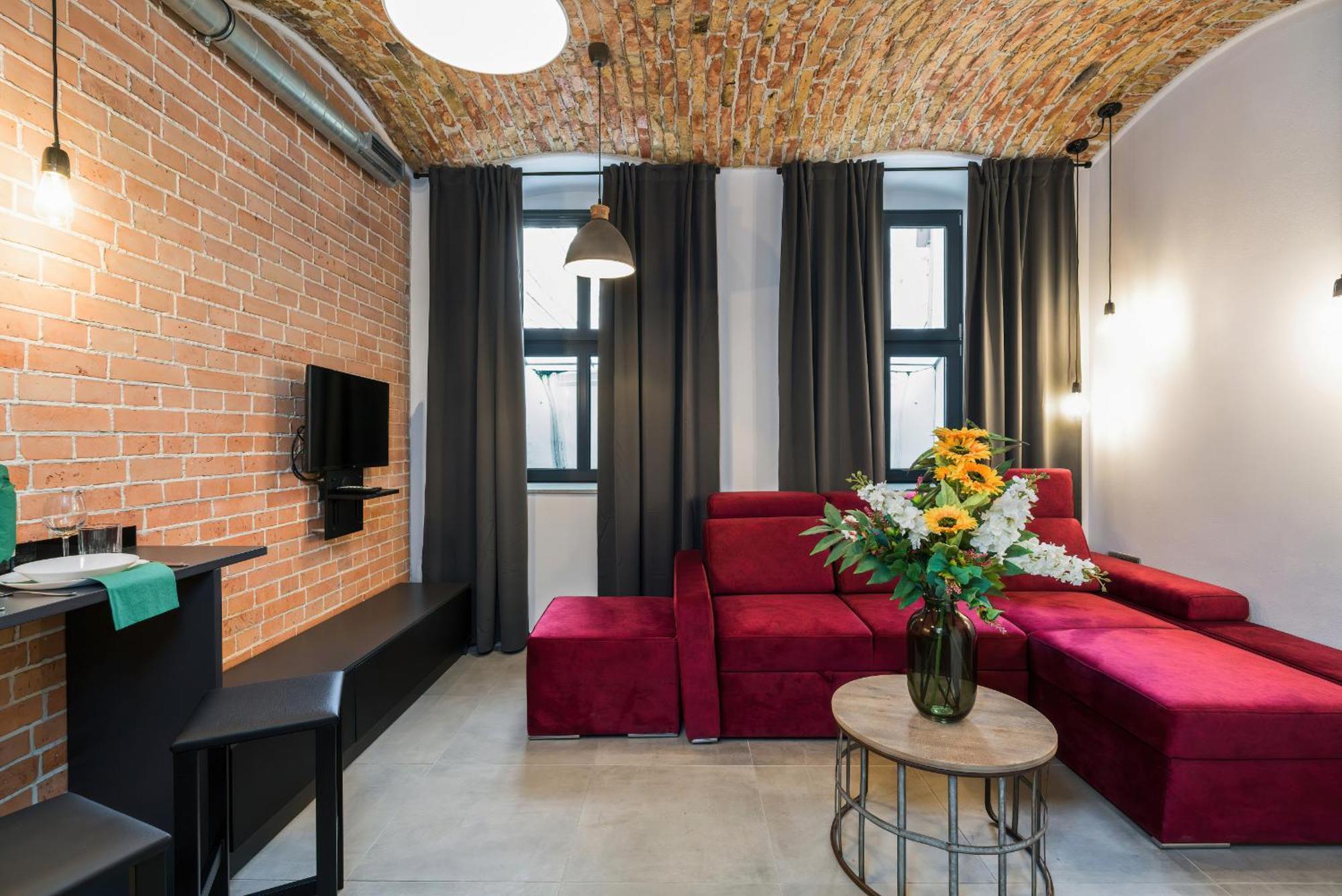 Level -1 Loft Apartments City Center By Renters พอซนาน ภายนอก รูปภาพ